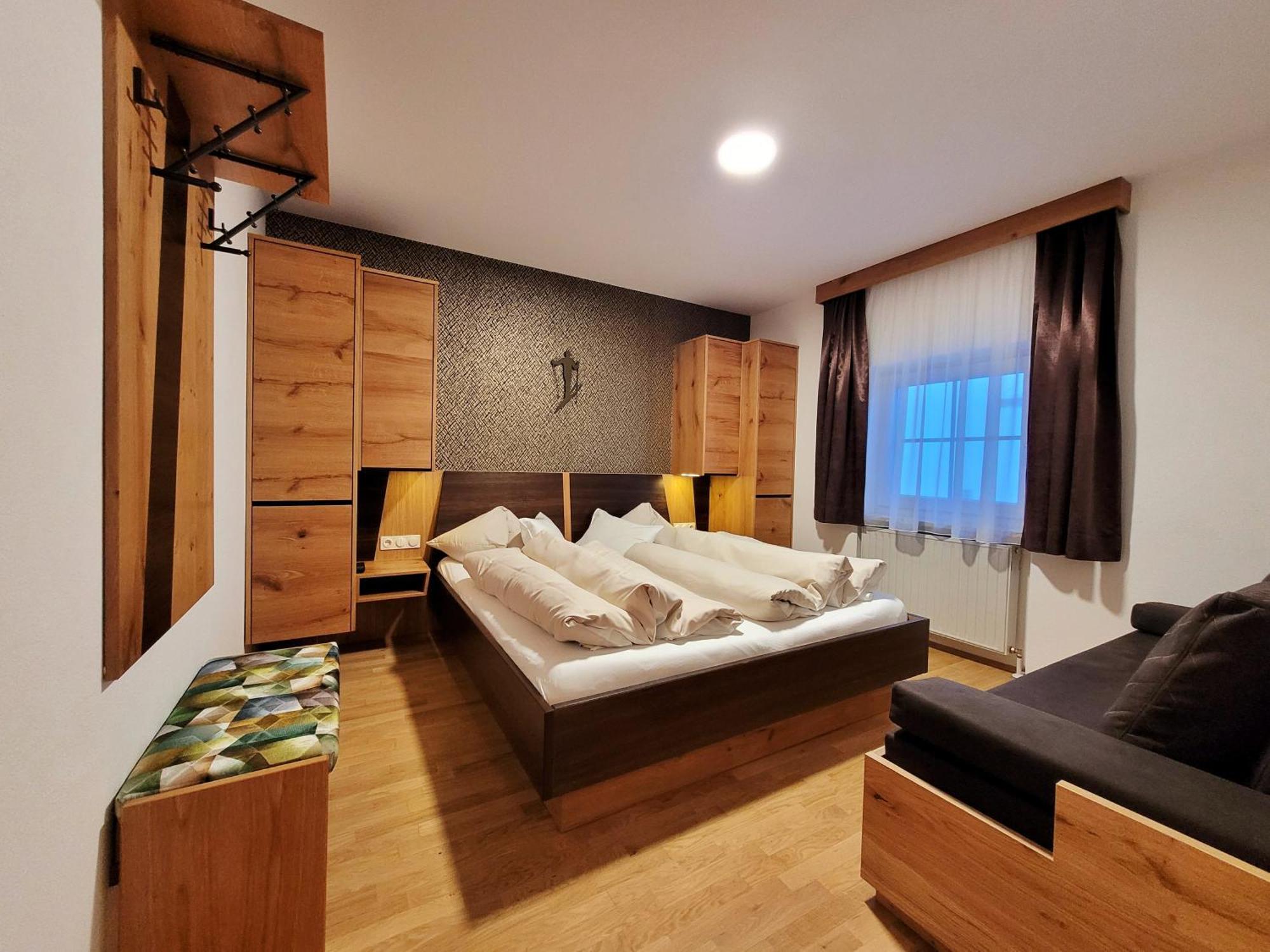אוברטאורן Aparthotel Bernhof מראה חיצוני תמונה